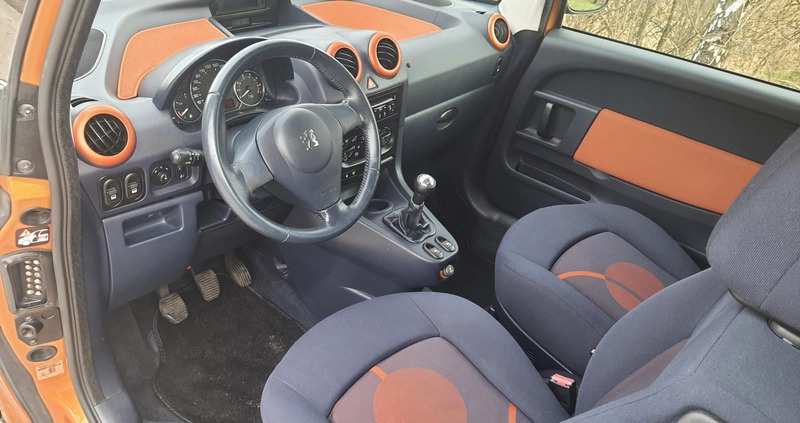 Peugeot 1007 cena 7900 przebieg: 161000, rok produkcji 2006 z Szamotuły małe 46